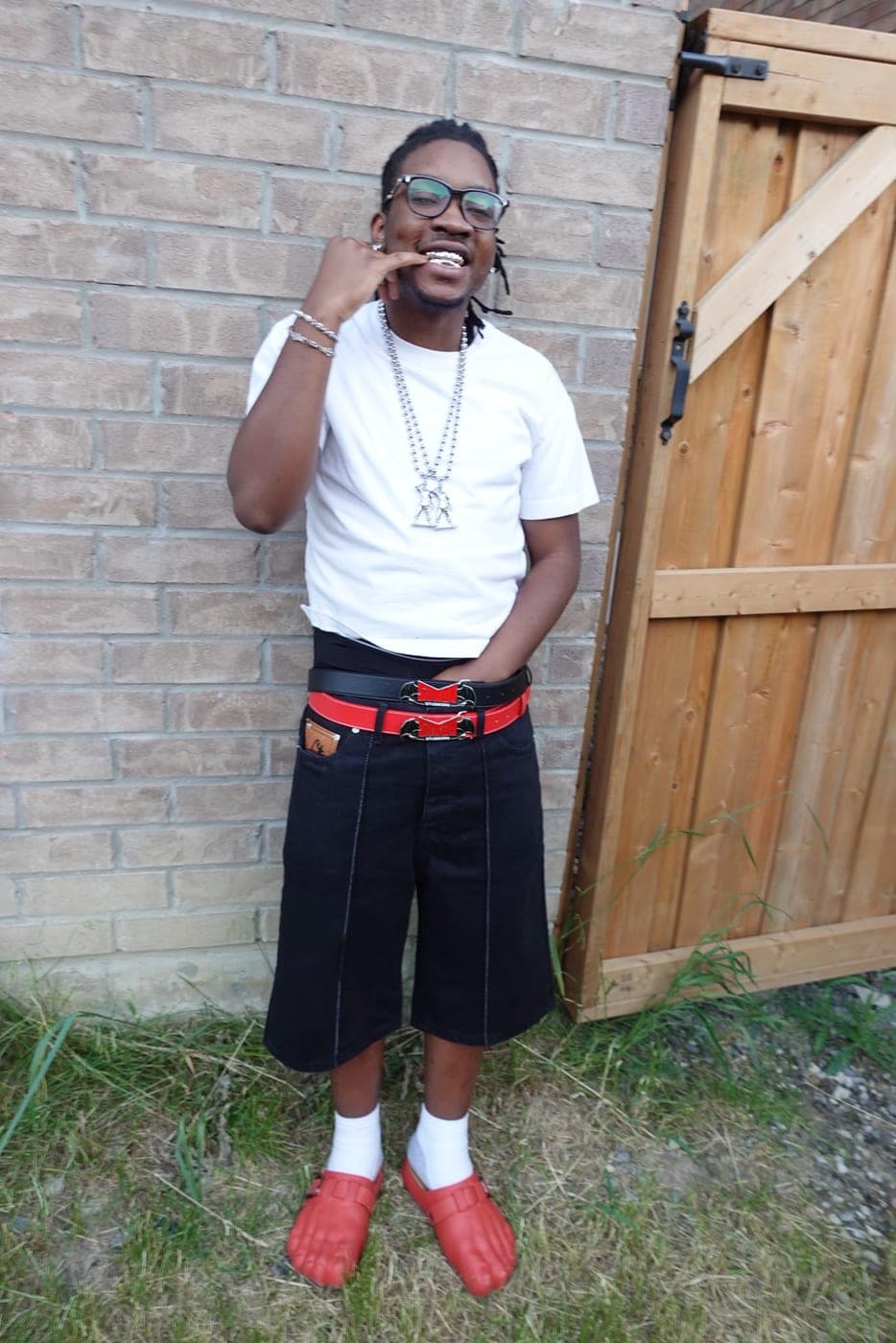 STXBN worn on the street